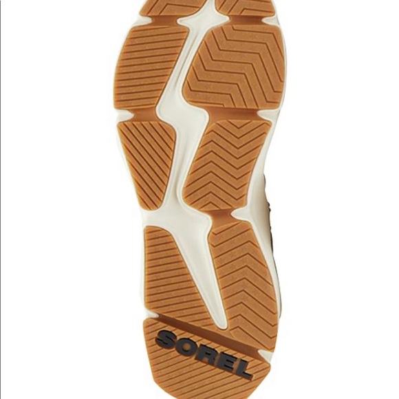 NWB Sorel Women's Kinetic RNEGD Conquest Waterproof Boot - Tawny Buff/Canoe - Picture 4 of 10